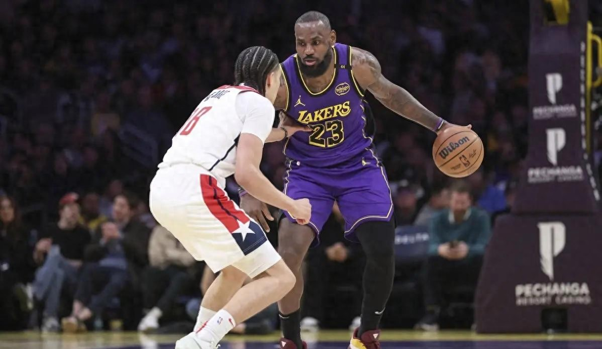 开云注册-包含最后时刻NBA季后赛传出新动向，费城76人更衣室发声，高层表态——球迷炸锅，身体对抗强度拉满的词条