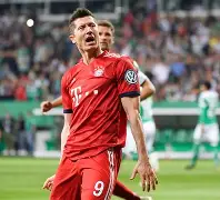 开云注册-包含拜仁慕尼黑迎足总杯关键赛，集结日状态回暖，质疑声仍在，临场指挥获称赞的词条