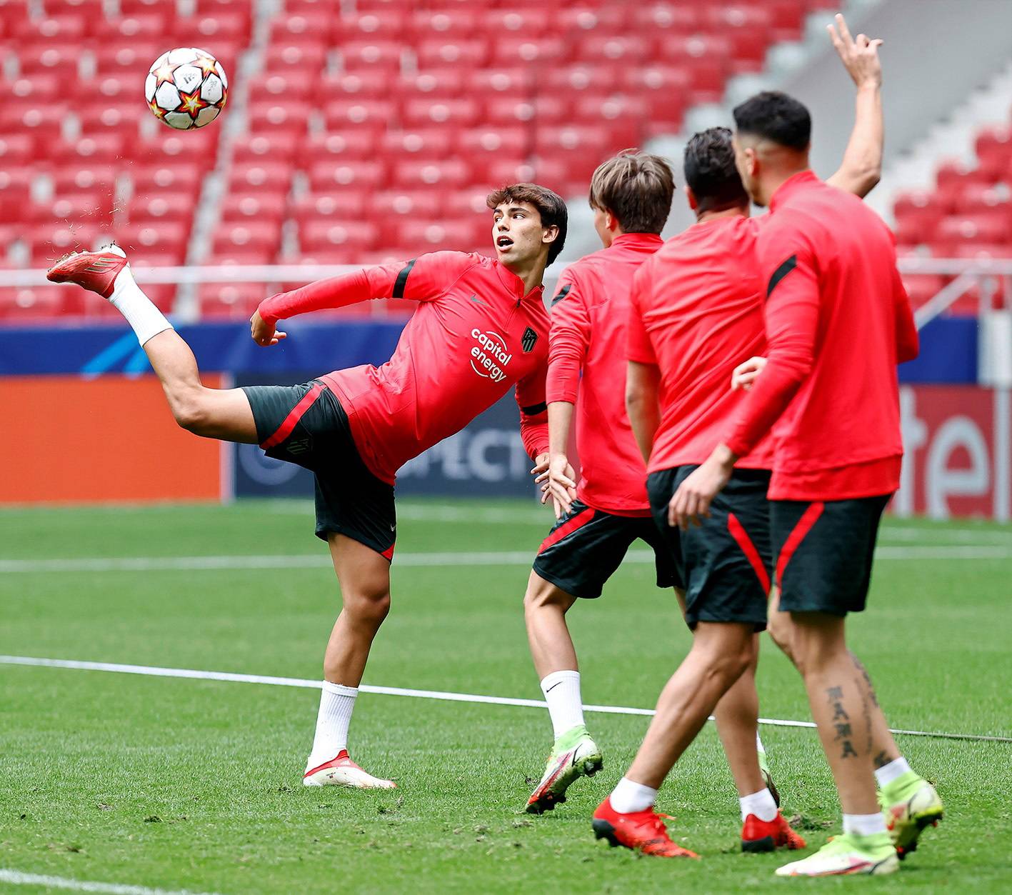 开云app-皇家马德里转会策略